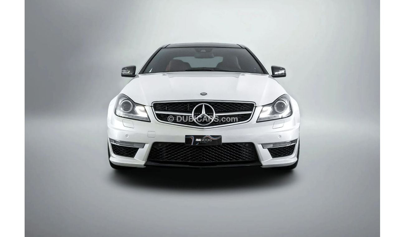 مرسيدس بنز C 63 AMG Std 6.2L