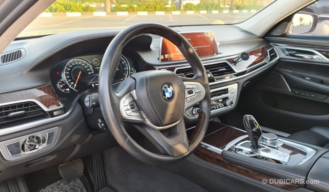 BMW 750Li Luxury BMW 750Li 2019 Individual Edition Japan imported - 44970 Km