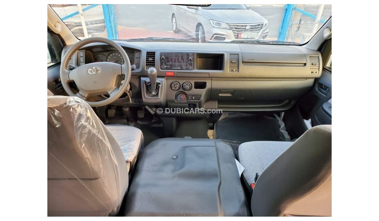 Toyota Hiace High Roof  old shape  model 2.5L Diesel 15 seats