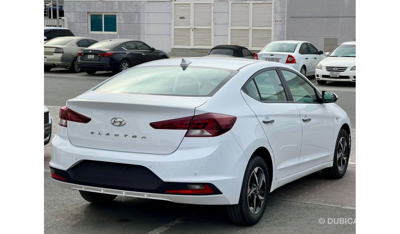 Hyundai Elantra GL