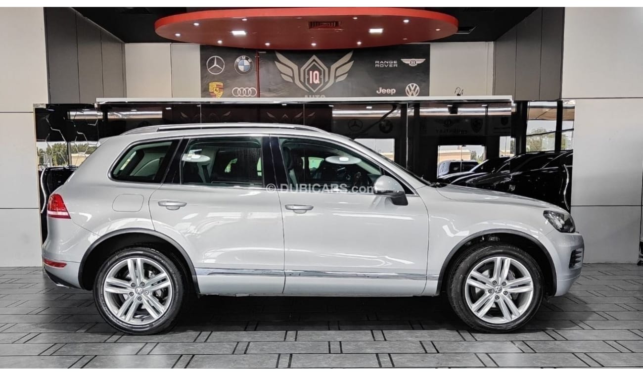 Volkswagen Touareg AED 2,100 P.M | 2015 VOLKSWAGEN TOUAREG SPORT | GCC | 360 *CAMERAS | FULLY LOADED