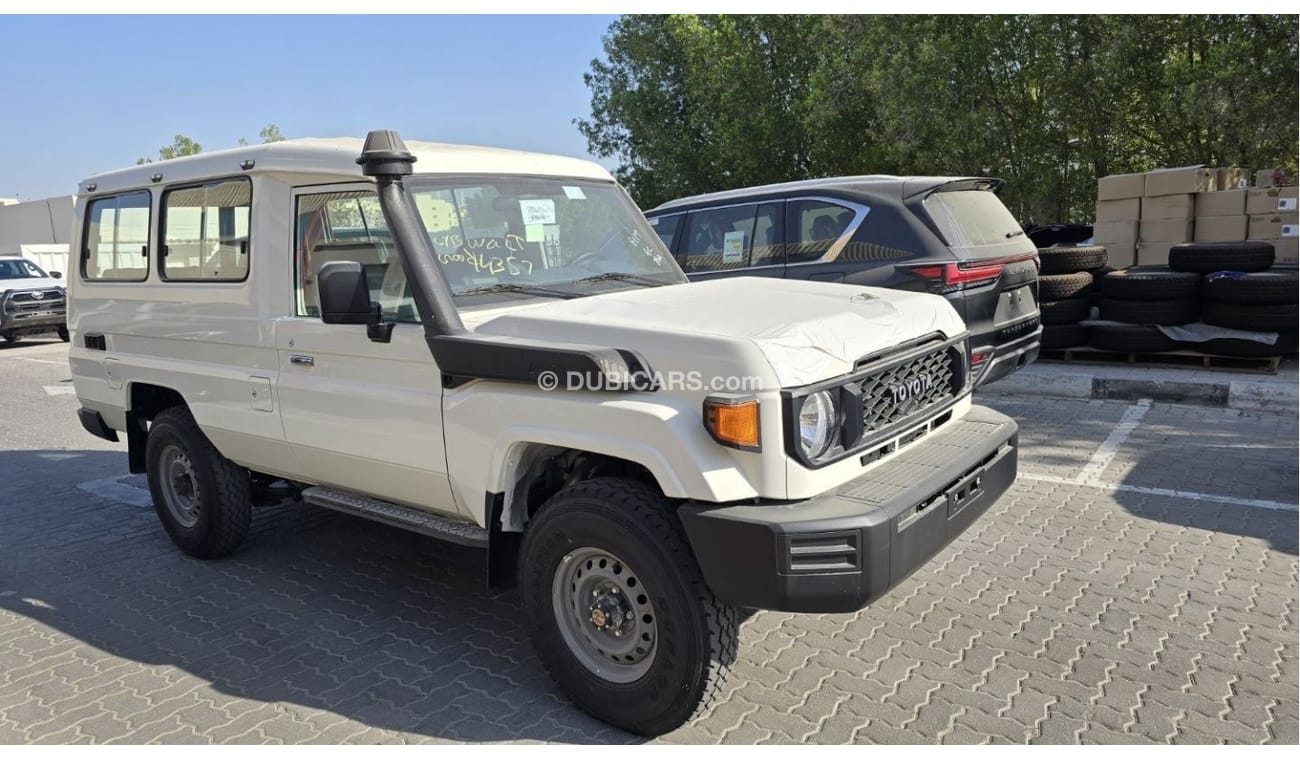 تويوتا لاند كروزر هارد توب LC78 HARDTOP 3 DOOR 4.L DIESEL V6 LHD | MANUAL | HARDTOP | 3 DOORS | 2024 | BRAND NEW | 0 KM | 03 YE