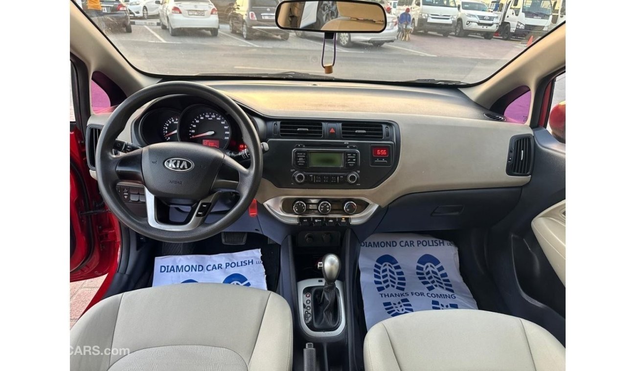 Kia Rio Kia rio 2015 gcc