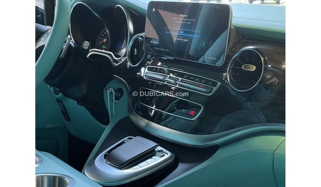 Mercedes-Benz V 250 Tiffany Blue VIP Interior I Brand New with 2Years Warranty and Service| GCC Specs