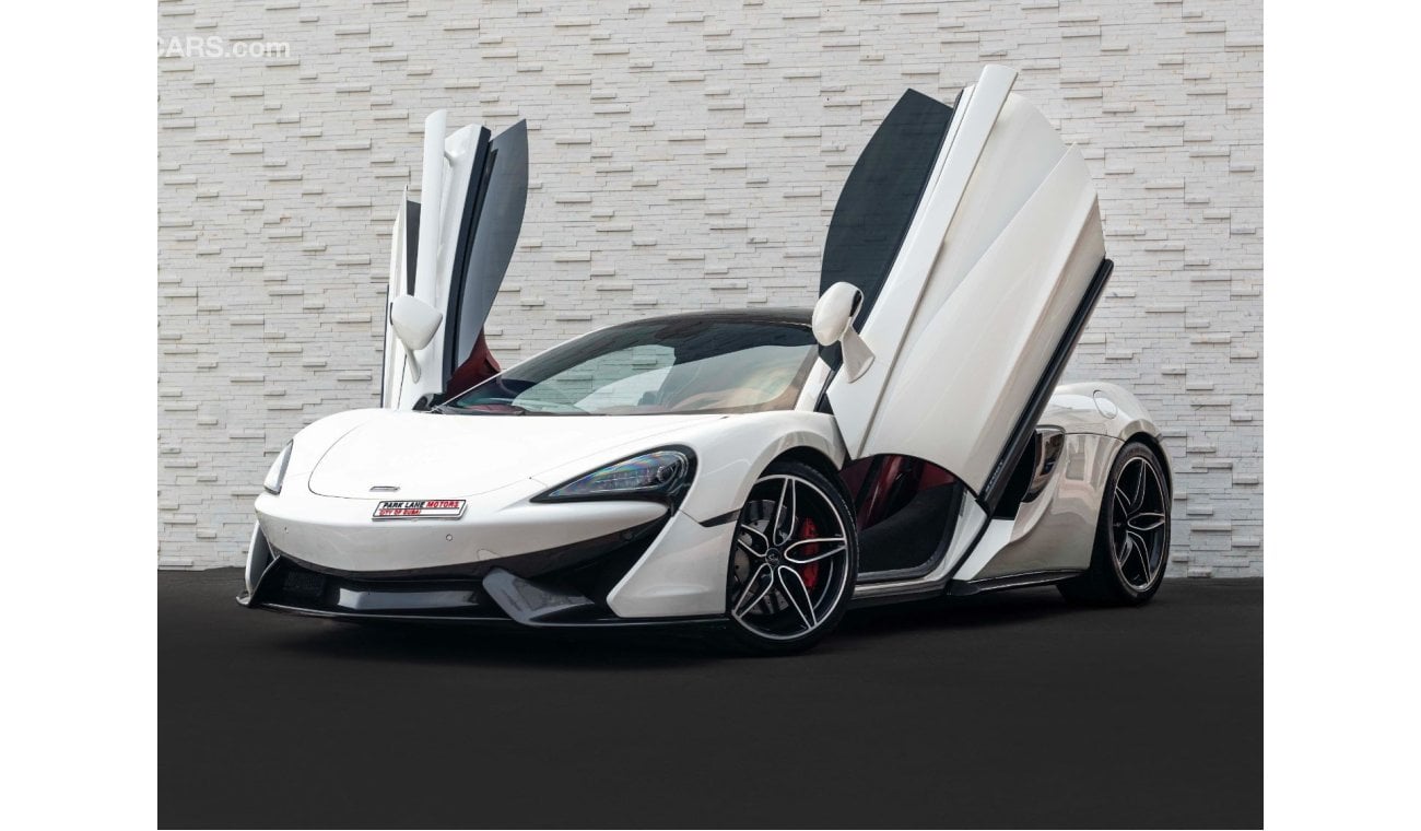 McLaren 570GT AED 13,933 PM • 570 GT CARBON FIBER • ONLY 51,000 KMS • 3.8L TURBOCHARGED V8