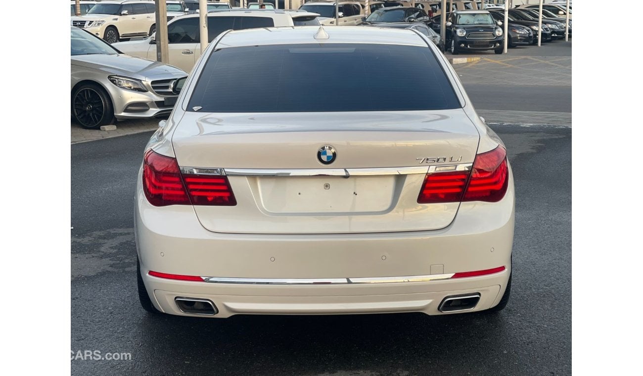 BMW 750Li Luxury BMW 750 Li_TWIN POWER TERBO _GCC_2015_Excellent Condition _Full option