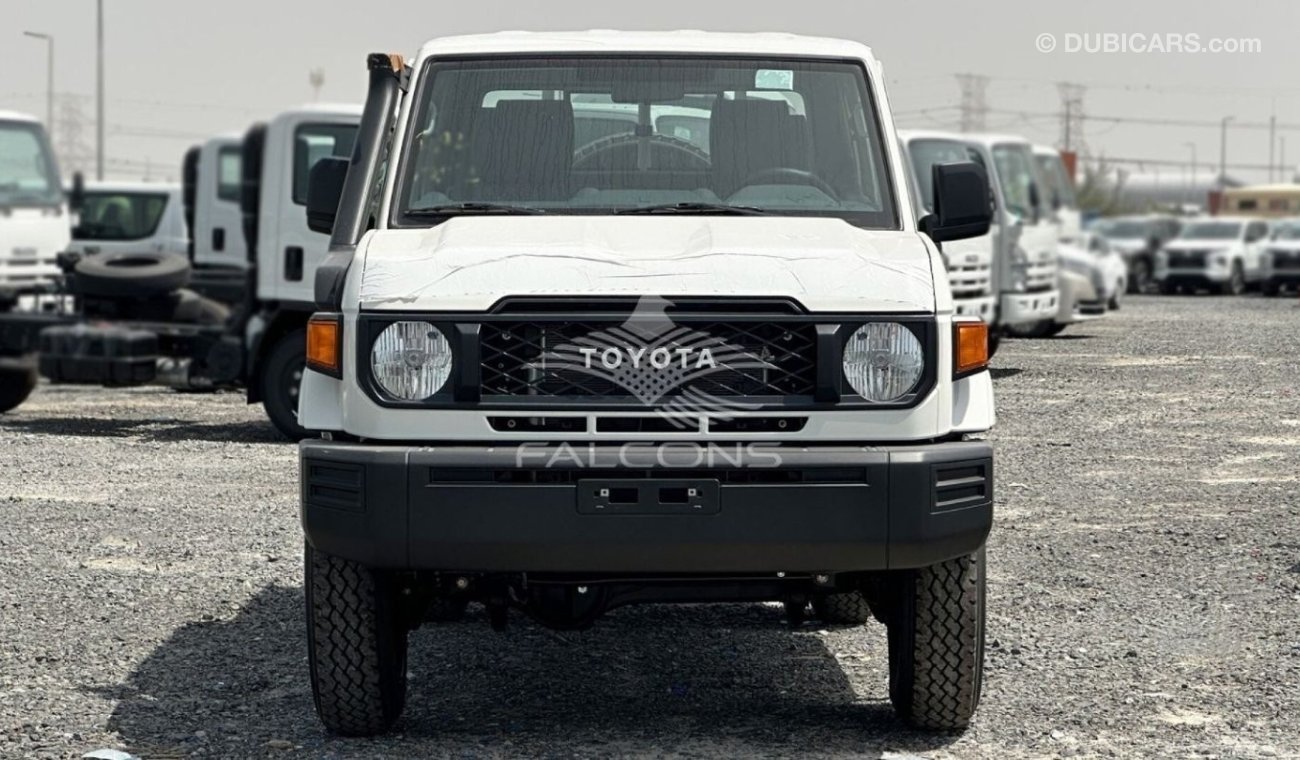 تويوتا لاند كروزر بيك آب TOYOTA LAND CRUISER 79 4.0L 4X4 P DC MT