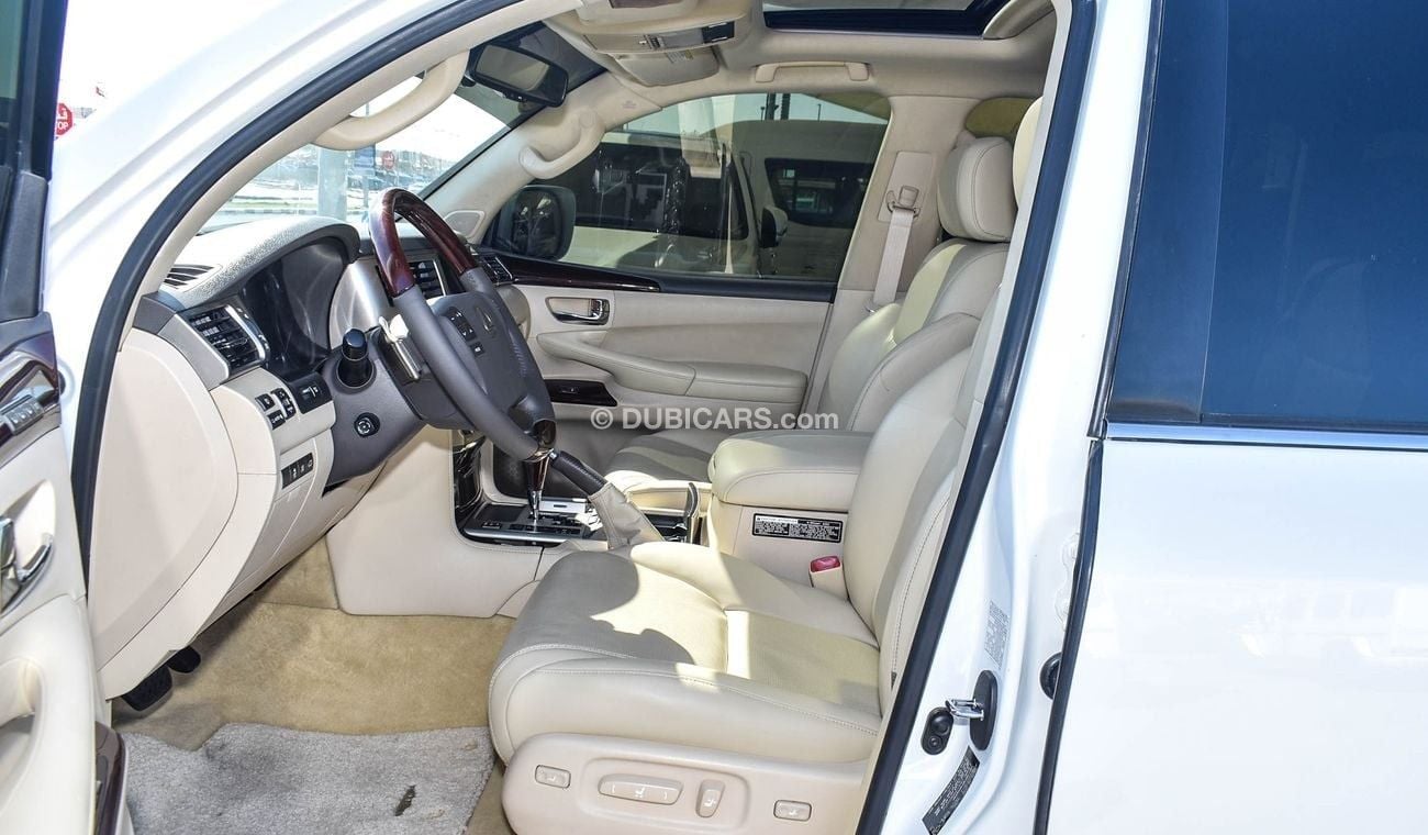 لكزس LX 570 Platinum Interpid 5.7L LEXUS 570 S  5.7L MODEL 2013 GCC SPCEFRCATION