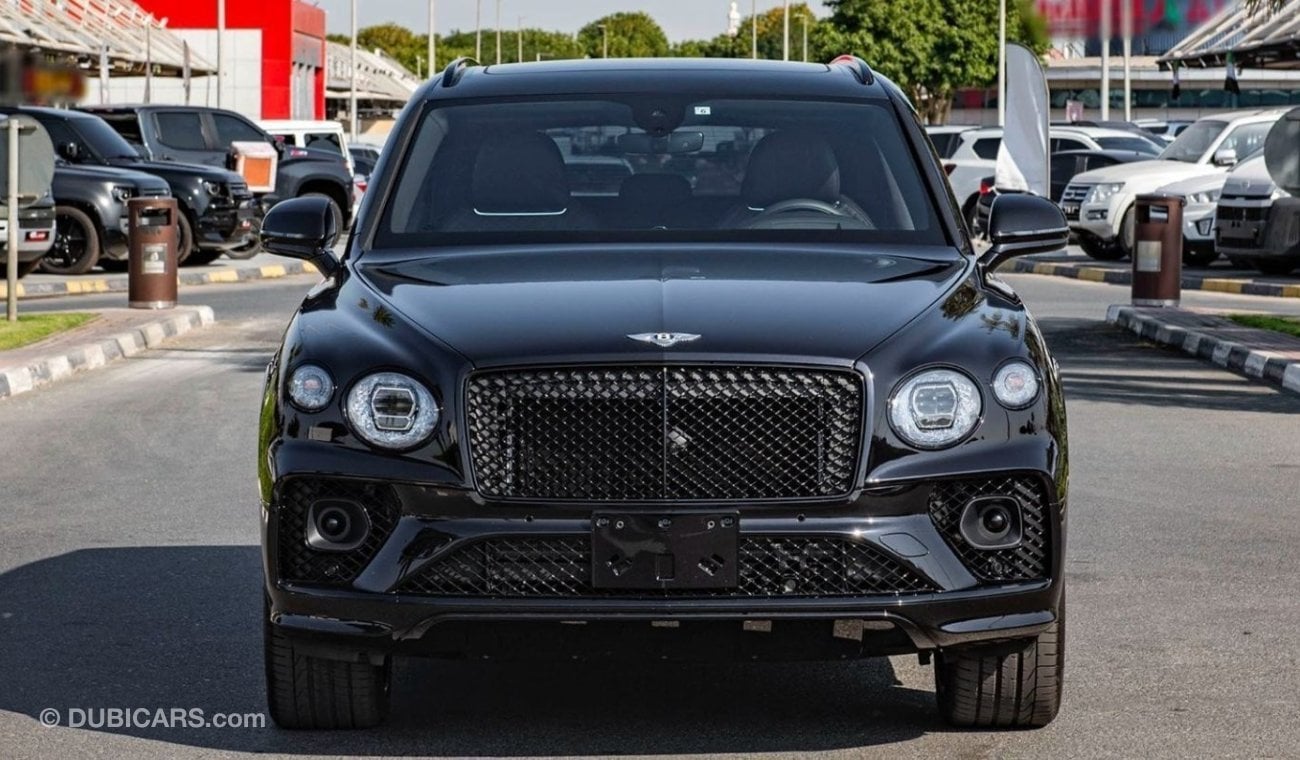 Bentley Bentayga 4.0L PETROL WITH MULLINER SPEC, AND LOW MILEAGE (LOCAL PRICE)