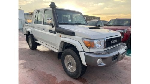 تويوتا لاند كروزر بيك آب LC79 4.5L V8 DIESEL DOUBLE CABIN MT 23MY