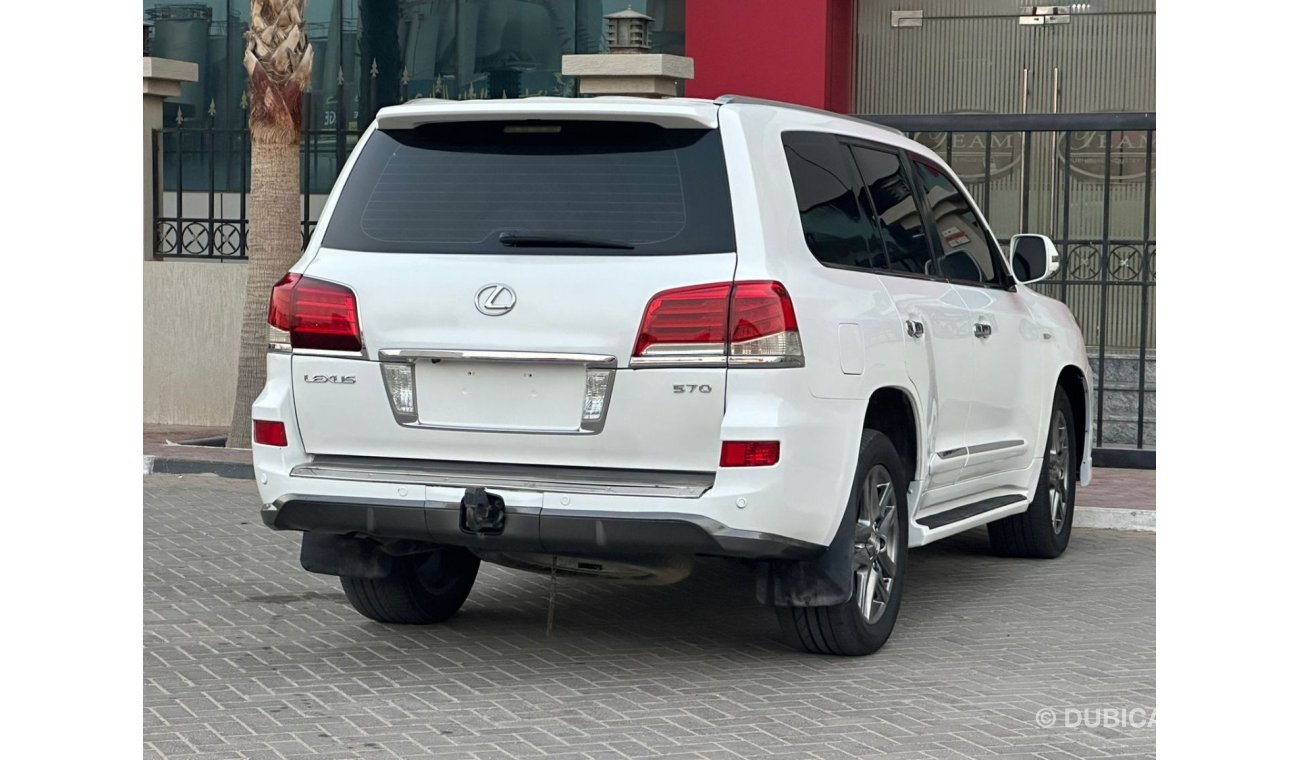 Lexus LX570