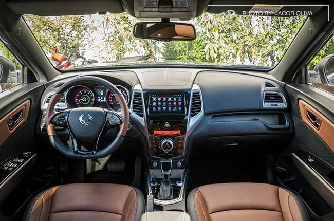 Ssangyong Tivoli interior - Cockpit