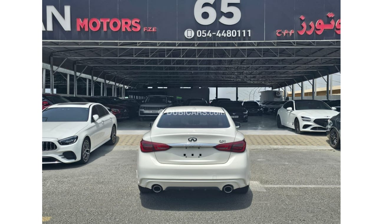 Infiniti Q50 Sport