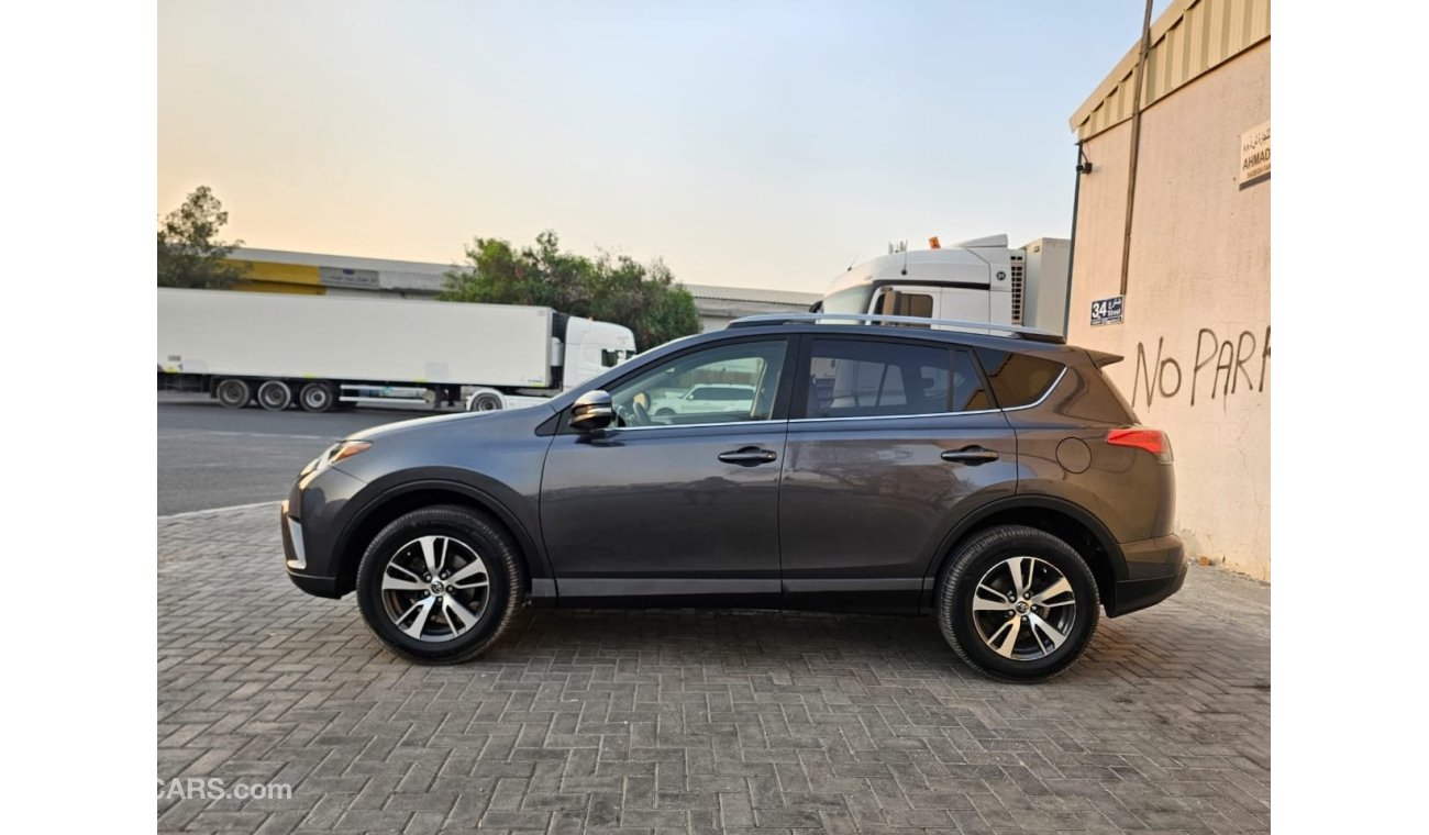 Toyota RAV4 فقط تصدیرfull option push button sunroof leather seat