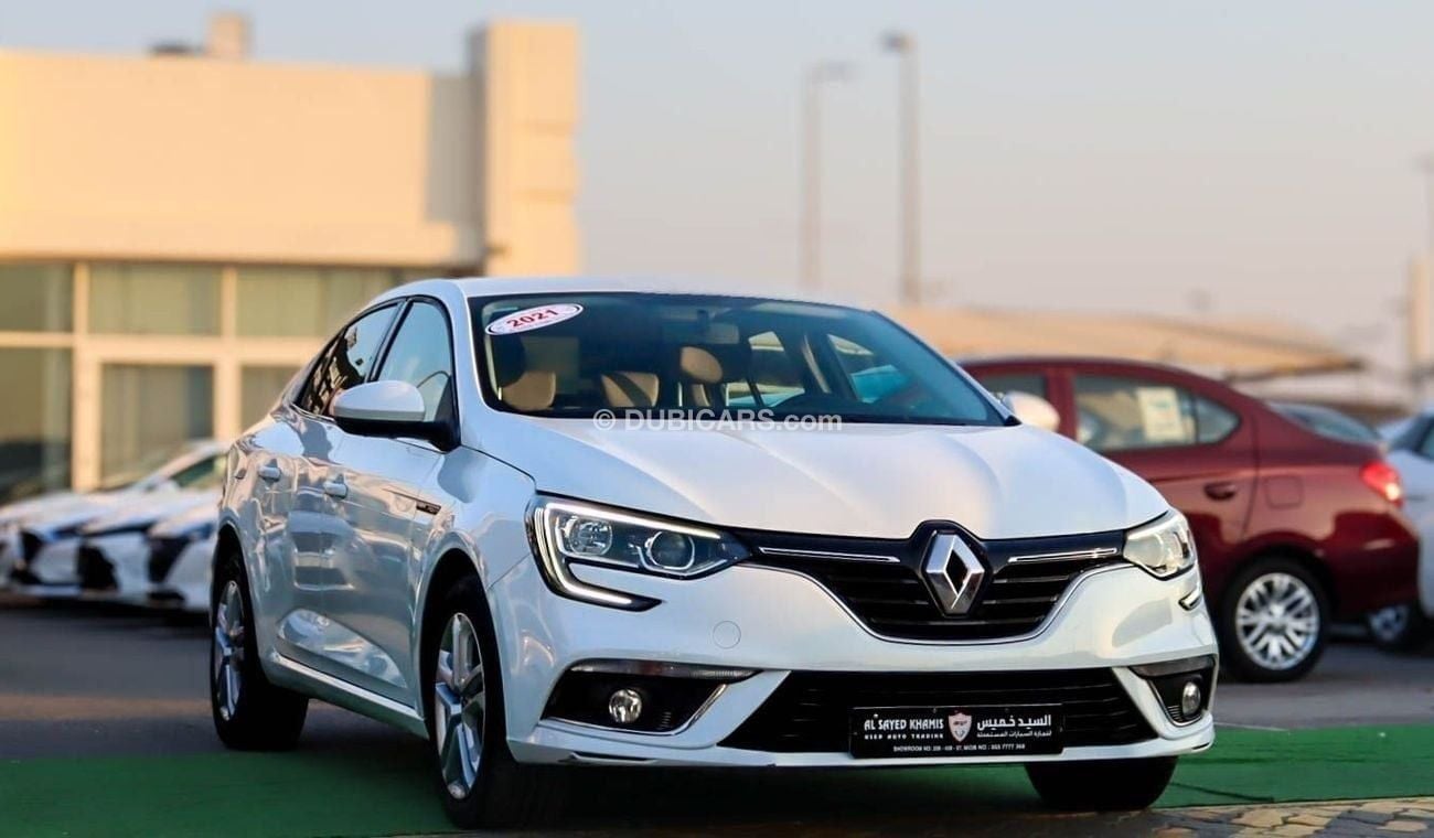 رينو ميجان SE 1.6L Renault Megane 2021 GCC accident free in excellent condition 662 P.M