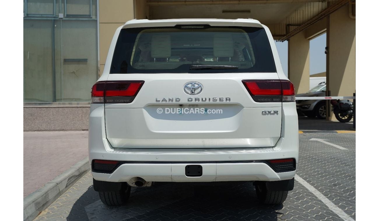 Toyota Land Cruiser 4.0 GXR MODEL 2022 GCC FOR EXPORT ONLY