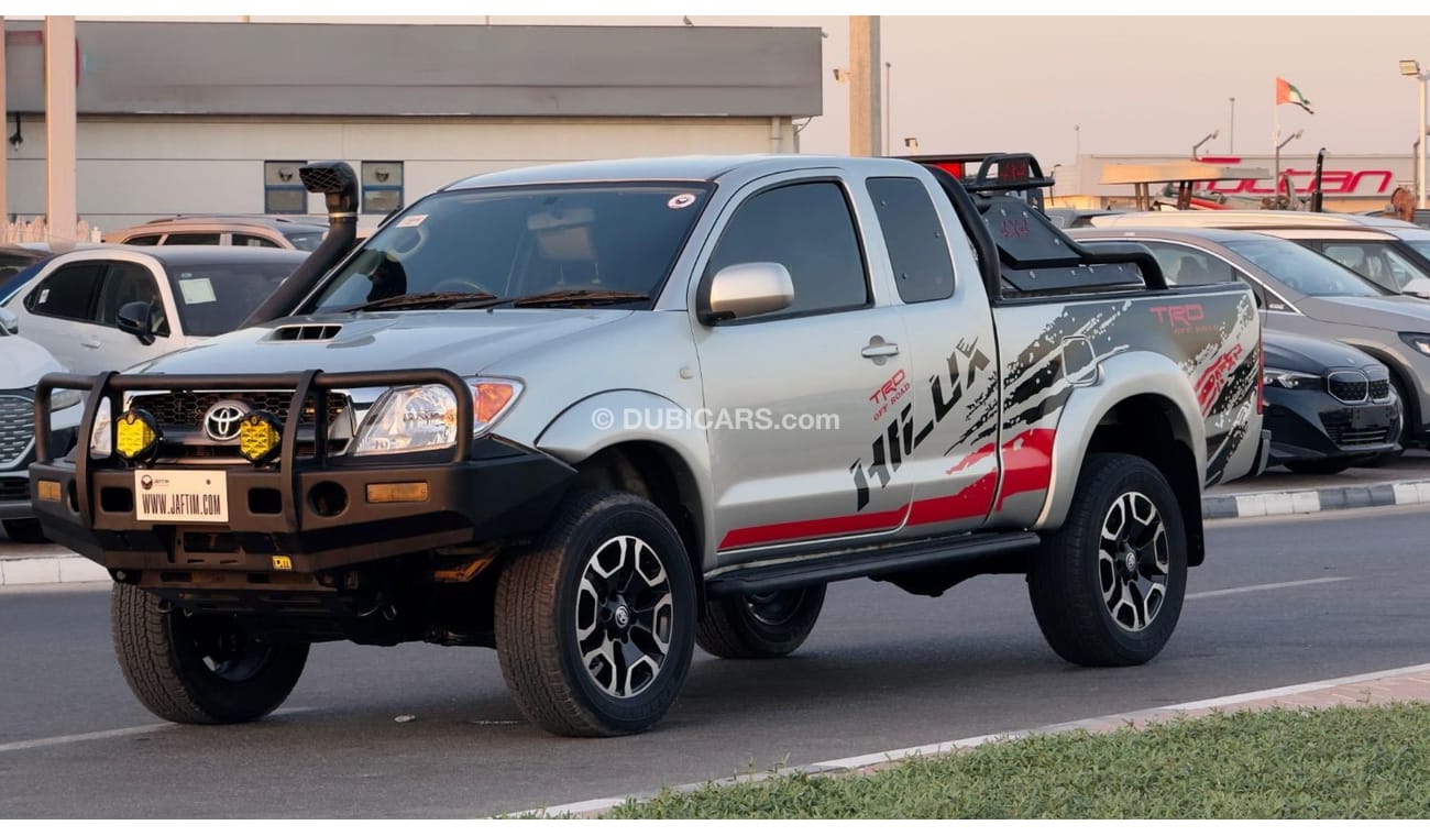 Toyota Hilux SMART CAB | PREMIUM SPORTS BAR | 2007 | RHD | 3.0L DIESEL ENGINE | MANUAL TRANSMISSION