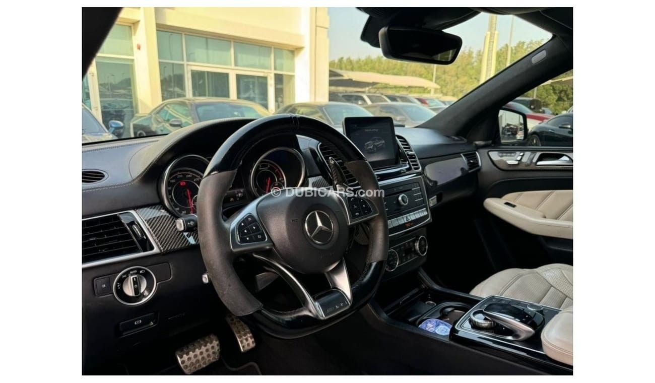 مرسيدس بنز GLE 63 AMG مرسيدس GLE 63S خليجي صبغ وكاله بدون حوادث فل ابشن بحاله ممتازه