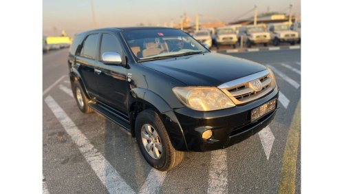 تويوتا فورتونر 2008 TOYOTA FORTUNER 2.7L v4 - V4 - VVT-i Super clean car - GCC Spec