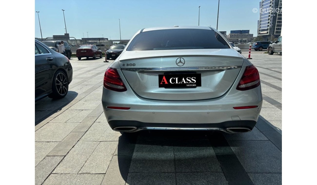 مرسيدس بنز E300 شنطة كهرباء