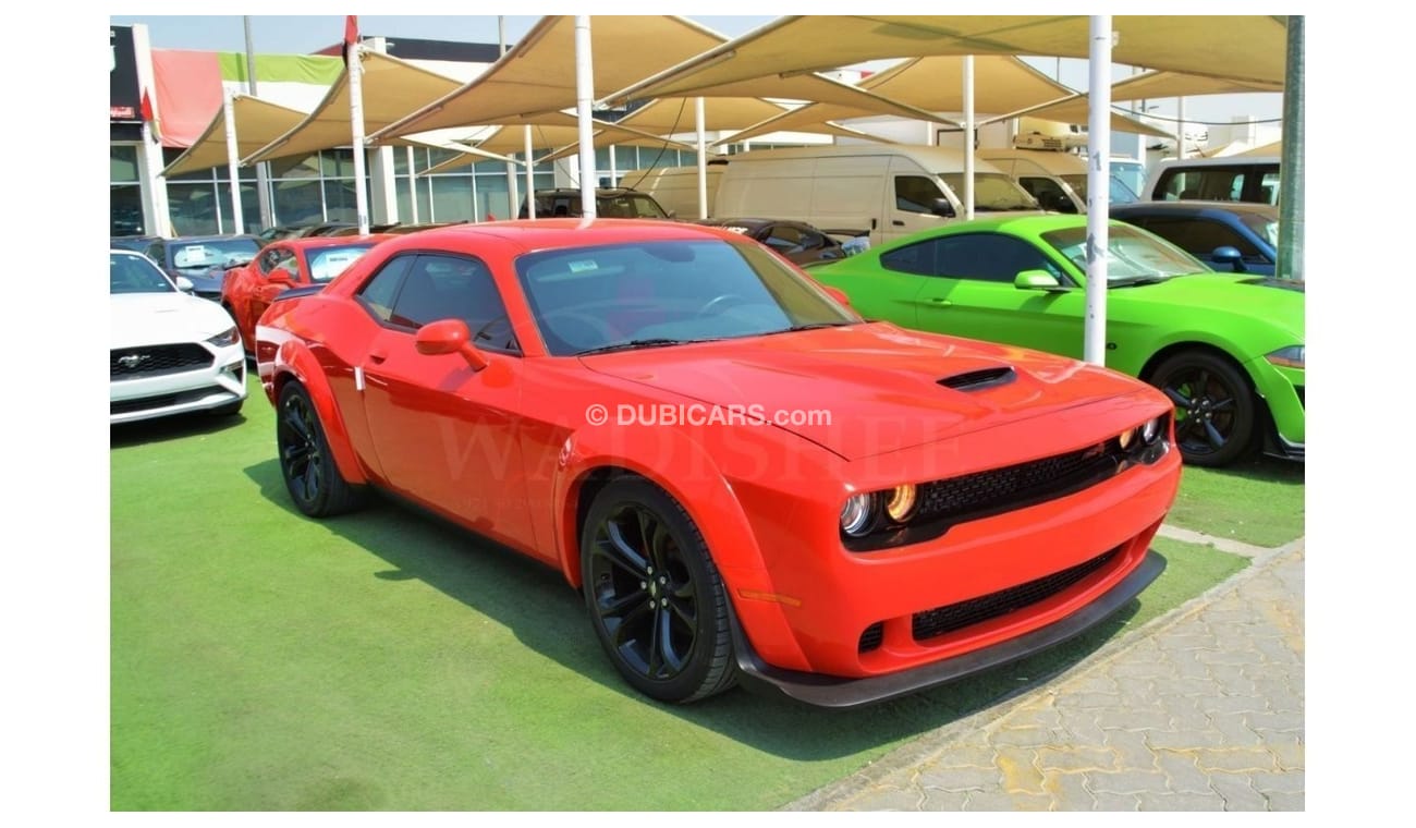 دودج تشالينجر //CHALLENGER/5.7L**SRT KIT WIDE BODY /2022/LOW MILEG/GOOD CONDITIUN//AIR BAGS