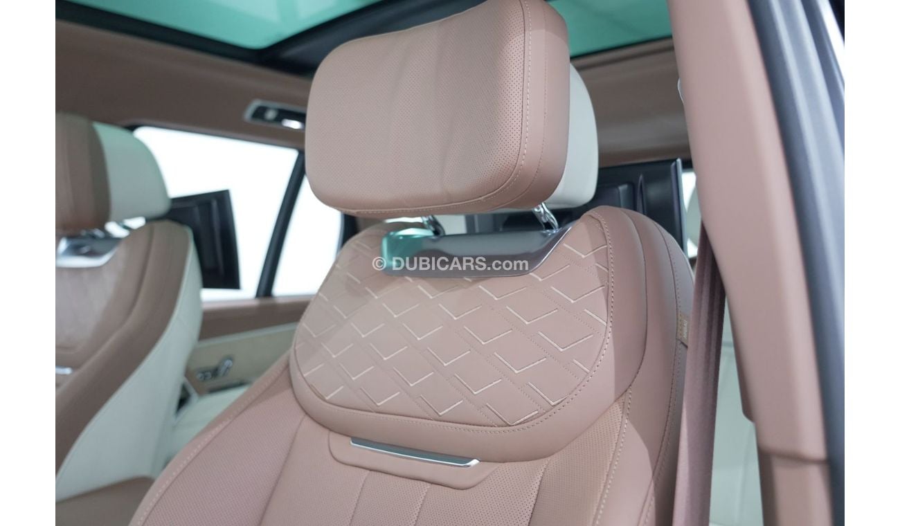 لاند روفر رينج روفر 2024 Range Rover SV P615 GCC Black Satin Finish