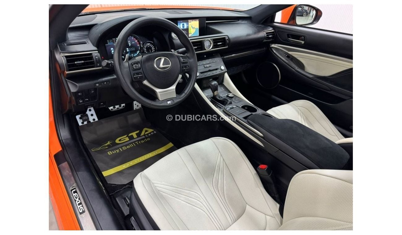 Lexus RC F 2015 Lexus RC-F, Full Lexus Service History, Low Kms, Carbon Fiber Package, Excellent Condition, GCC