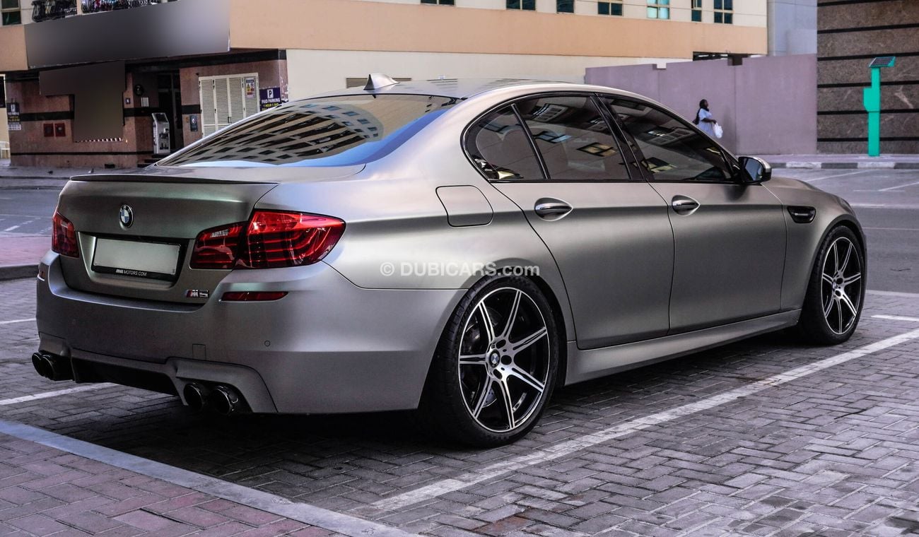 BMW M5 30 Jahre edition 4.4L