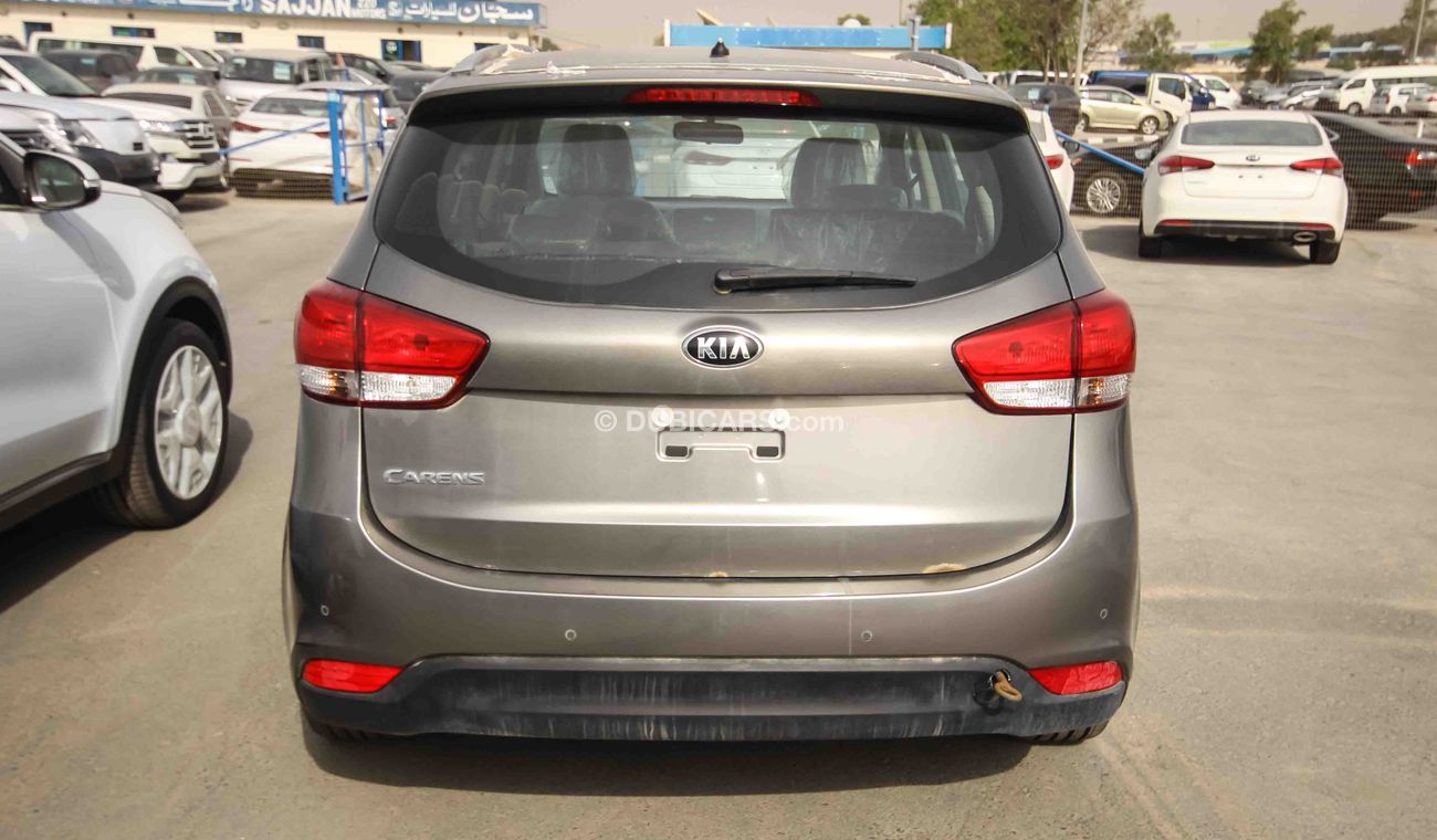 Kia Carens