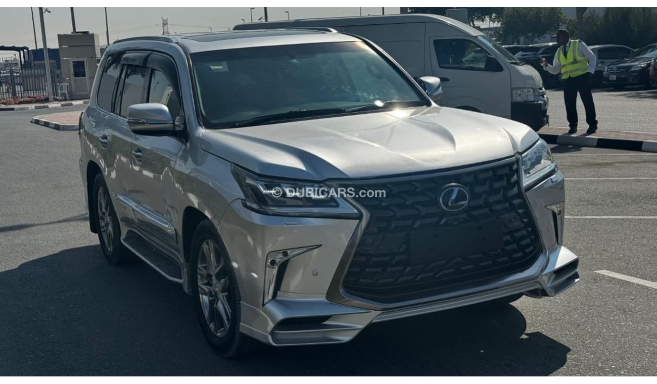 Lexus LX570