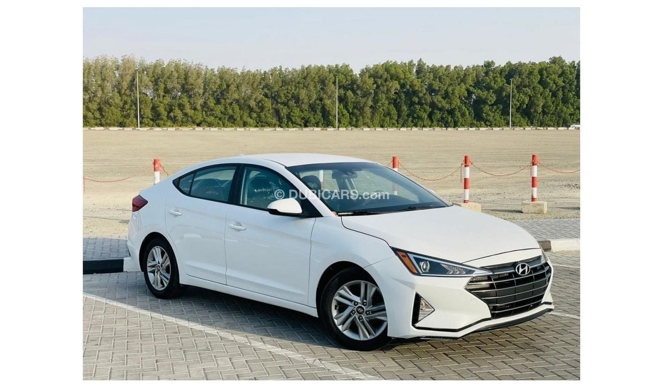 Hyundai Elantra Hyundai Elantra GL 2000cc Engine capacity 4-Cylinder, Automatic Transmission, Low Mileage