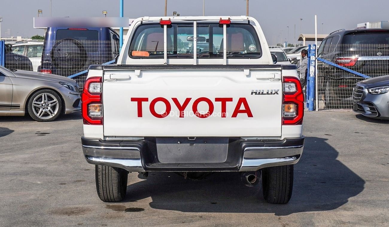 Toyota Hilux 2.7L  4x4