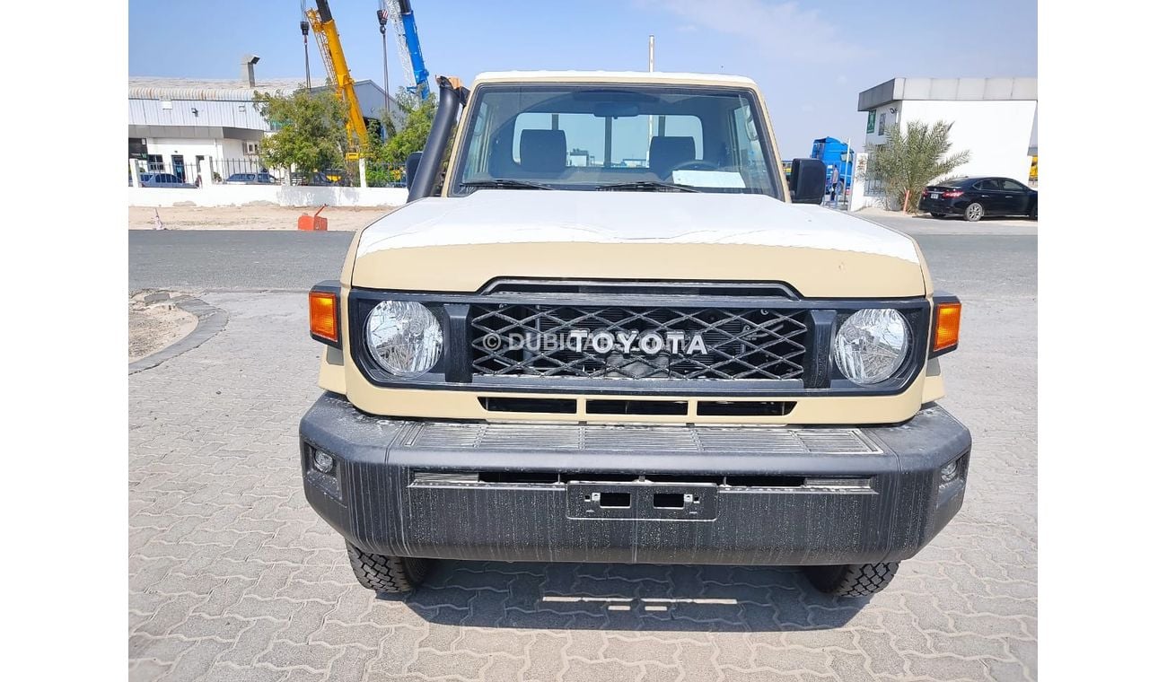 Toyota Land Cruiser Pick Up 79 SC 4.0L PETROL AUTOMATIC TRANSMISSION ( FOR RE-EXPORT ONLY )