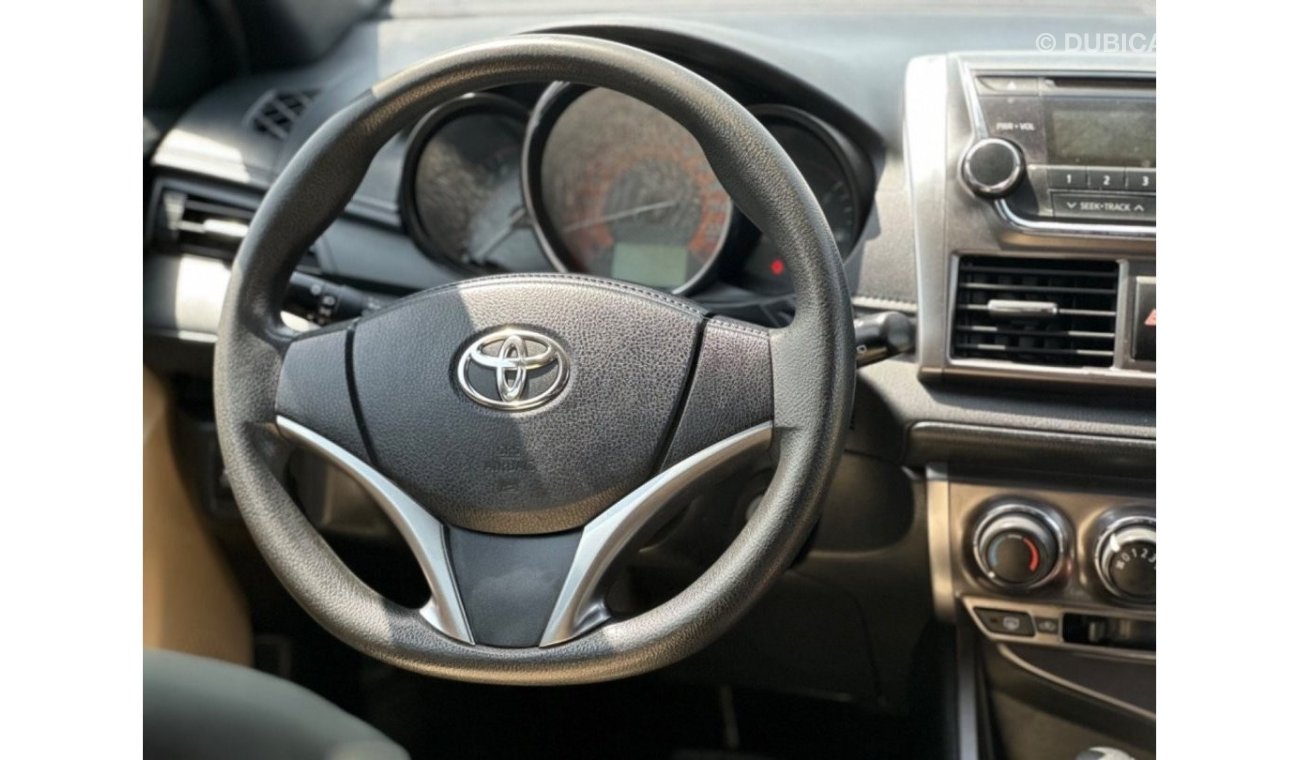 Toyota Yaris Sport MODEL 2017 GCC CAR PREFECT CONDITION INSIDE AND OUTSIDE FULL OPTION