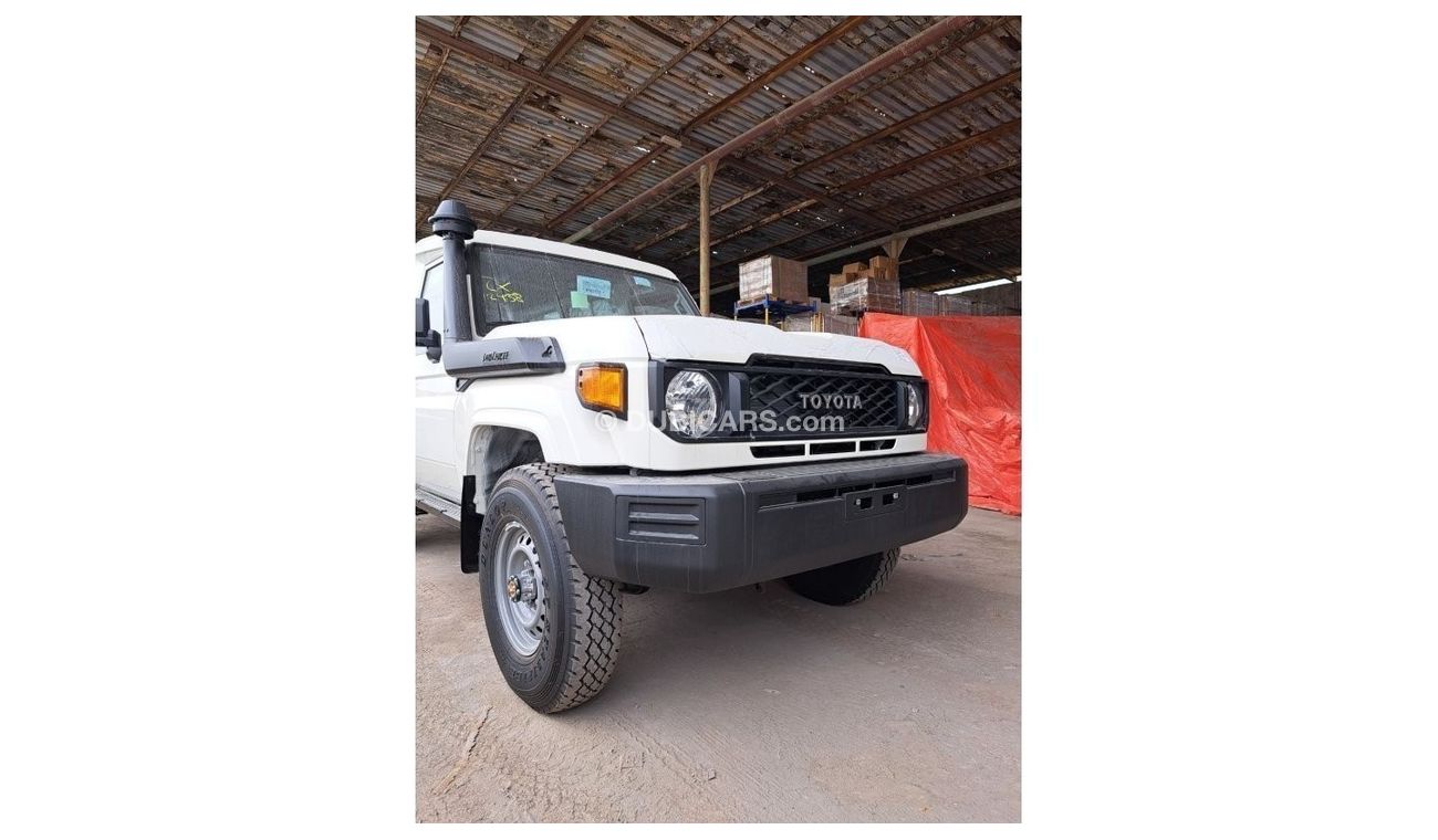 Toyota Land Cruiser Hard Top LC78 4.5L V8DIESEL 3DOOR