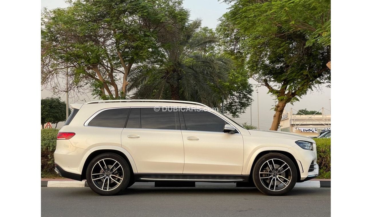 Mercedes-Benz GLS 580 Premium 4.0L (489 HP)