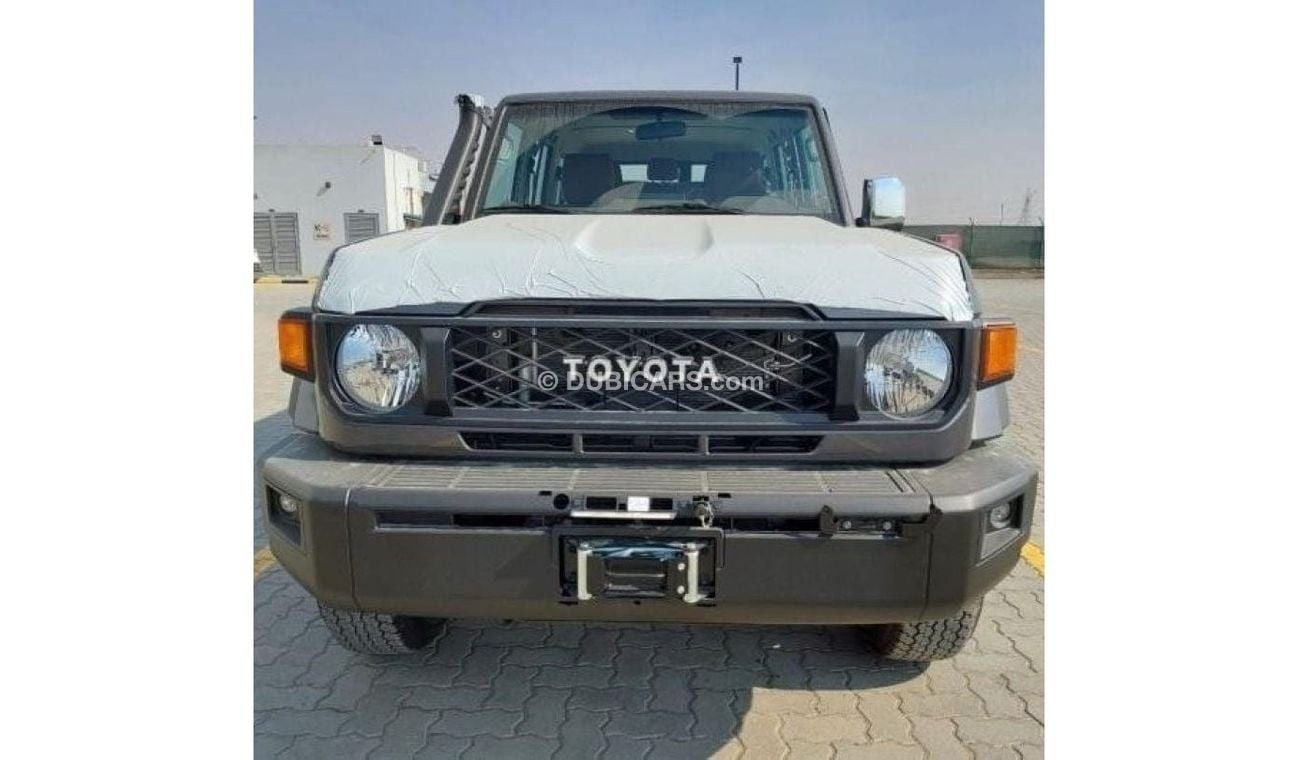 Toyota Land Cruiser 70 2024 Toyota Land Cruiser LC76 LX-Z 5-Door Hardtop 4.5L V8 Diesel M/T 4x4 (Export Only)