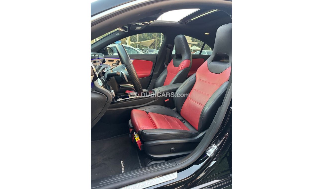 Mercedes-Benz CLA 250 Premium + 2.0L