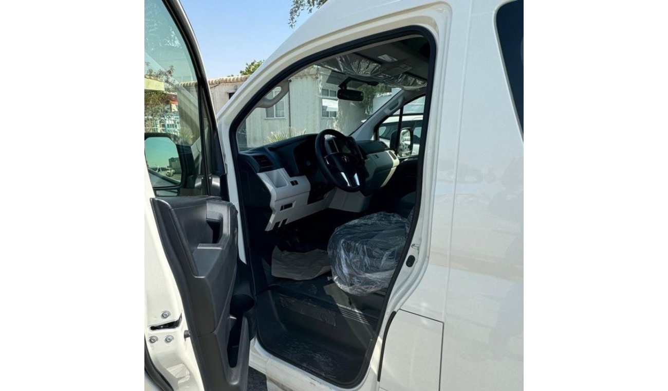 تويوتا هاياس 2025 Toyota Hiace DX 13-Seater 3.5L V6 Petrol A/T RWD (3-Point Seatbelts) Only For Export