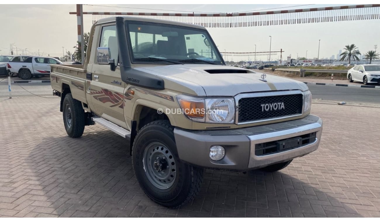 Toyota Land Cruiser Pick Up SINGLE CABIN DIESEL 4.5L V8 FOR EXPORT