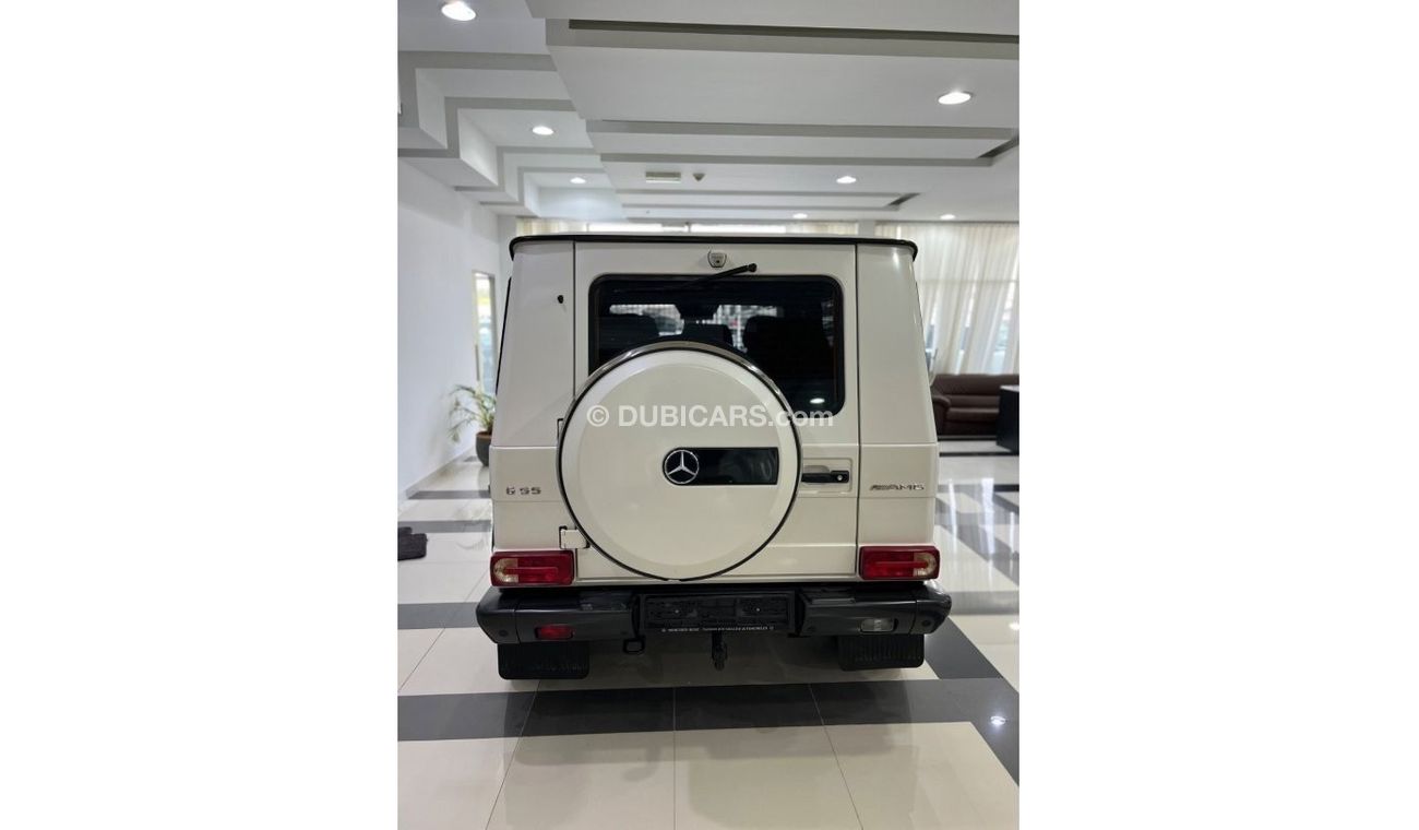 Mercedes-Benz G 55 AMG Mercedes benz G55 MODEL 2011 GCC SPECIFICATIONS