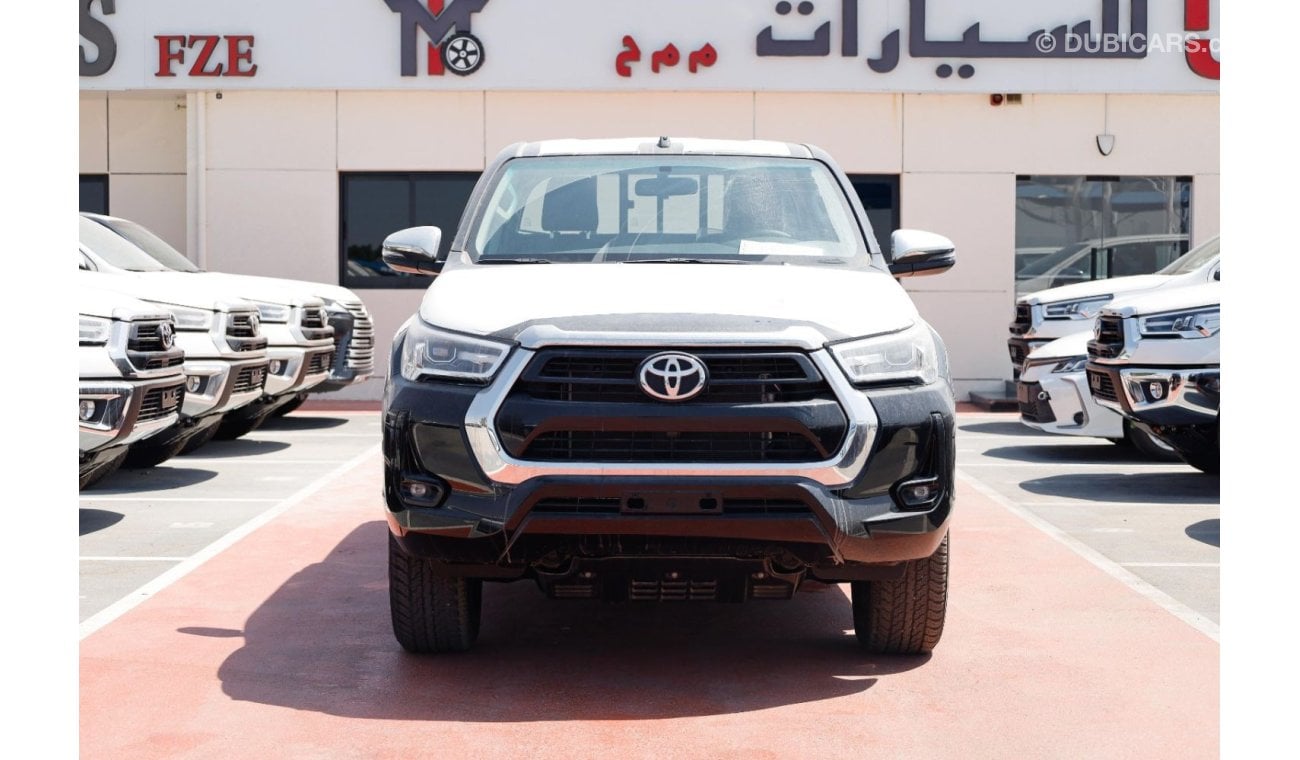 تويوتا هيلوكس TOYOTA HILUX 4.0 AT BLACK 2024