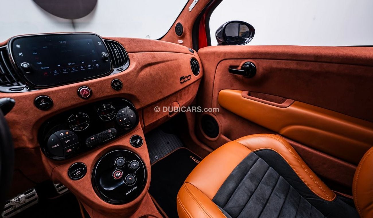 أبارث 695 Competizione 2023 - GCC - Under Warranty and Service Contract