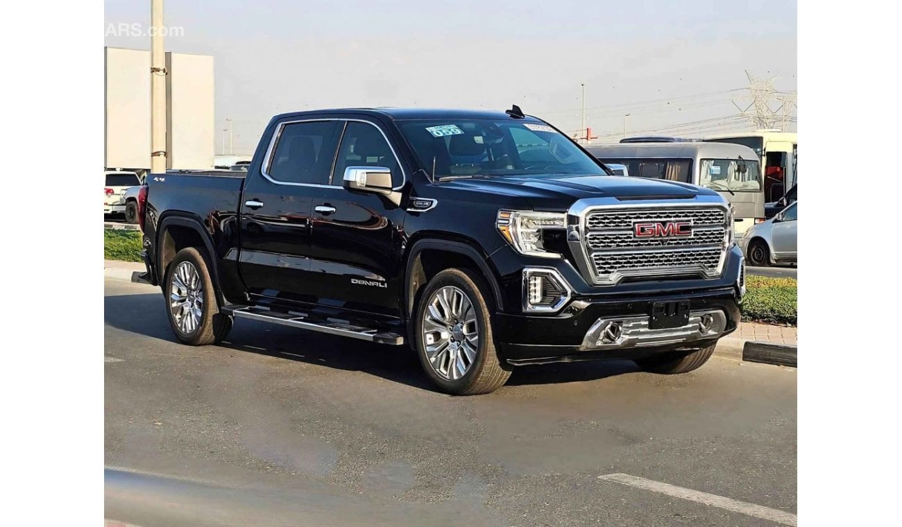 جي أم سي سييرا K 1500 DENALI/ CLEAN TITLE/ V8 5.3L 4WD/ 1881 MONTHLY/ LOT# 15050