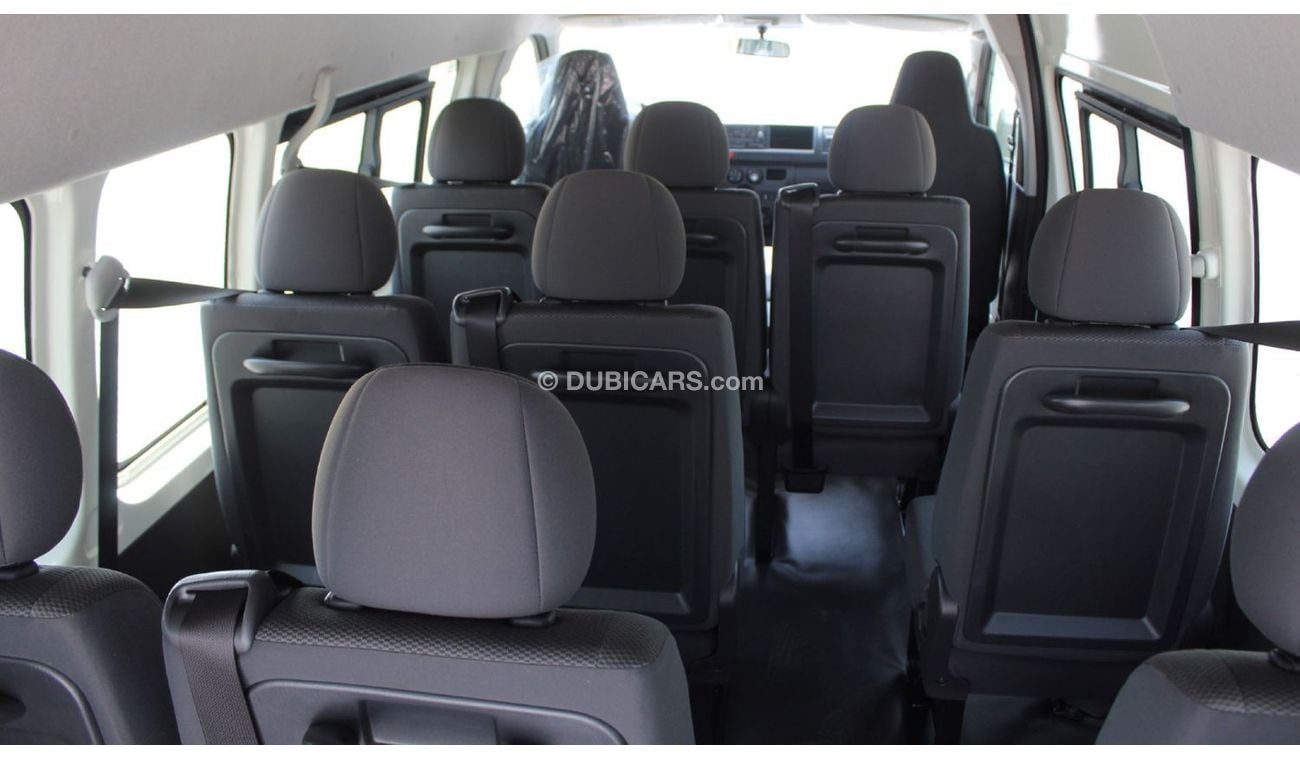 تويوتا هاياس TOYOTA HIACE 2.5L 15 SEATER AC H.ROOF RADIO CD DUALAC