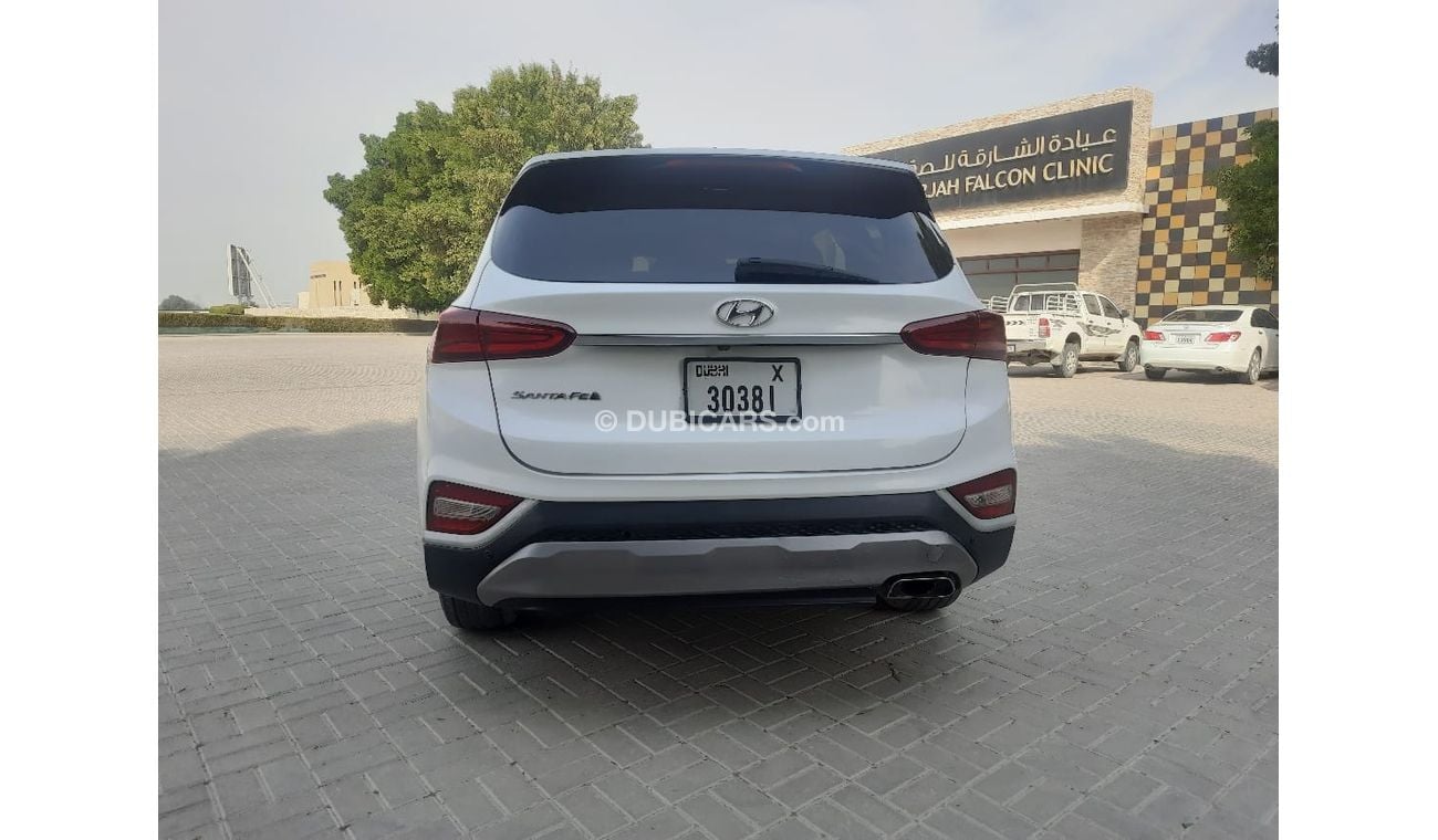 هيونداي سانتا في Smart 2.4L Hyundai Santa fe 2016 V4 full automatic