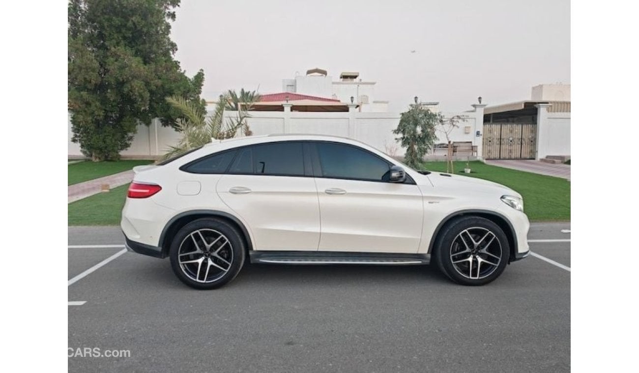 مرسيدس بنز GLE 43 AMG كوبيه مرسيدس GLE43 خليجي فل اوبشن صيانة الوكالة كامل مالك اول