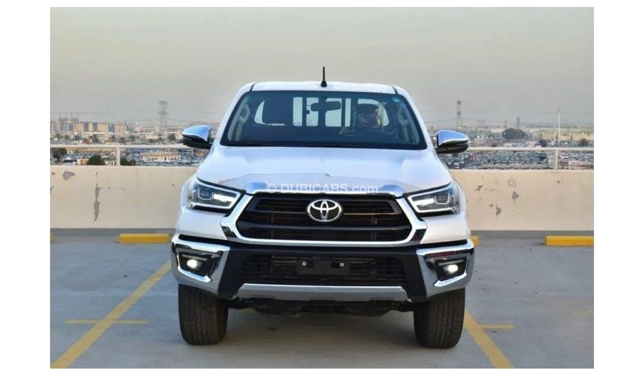 تويوتا هيلوكس Toyota Hilux 2.7L petrol Full Option MY 2024