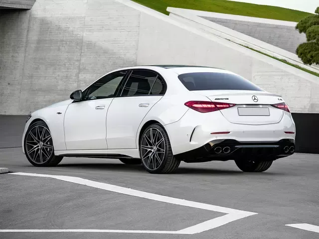 Mercedes-Benz C 43 AMG exterior - Rear Left Angled