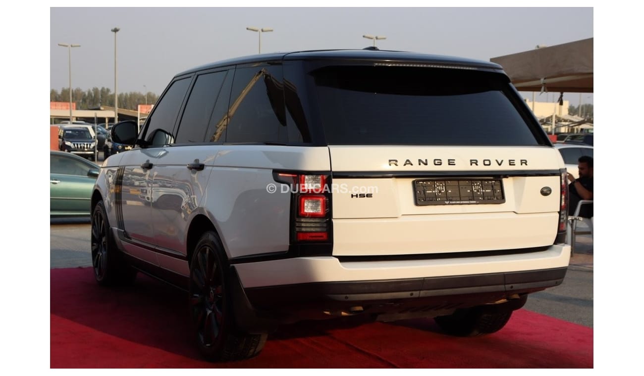 لاند روفر رينج روفر Range Rover Vogue HSE / 2016 / GCC / V8 / Free Accident